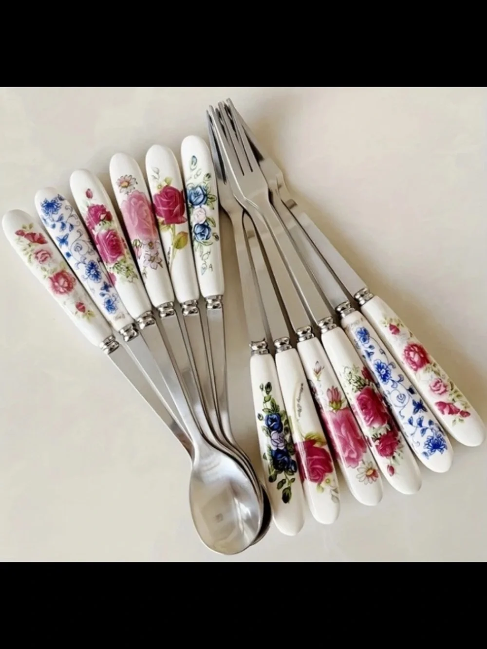 12 Piece Floral dessert spoons and pastry forks Flatware Set. NEW!!